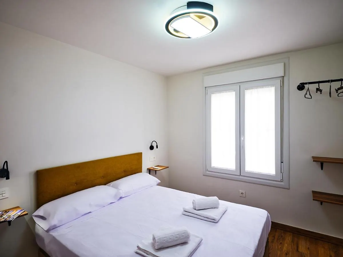 Leo Home- Bright & Centric 3 Bedrooms Apartment With Private Parking Included Malaga