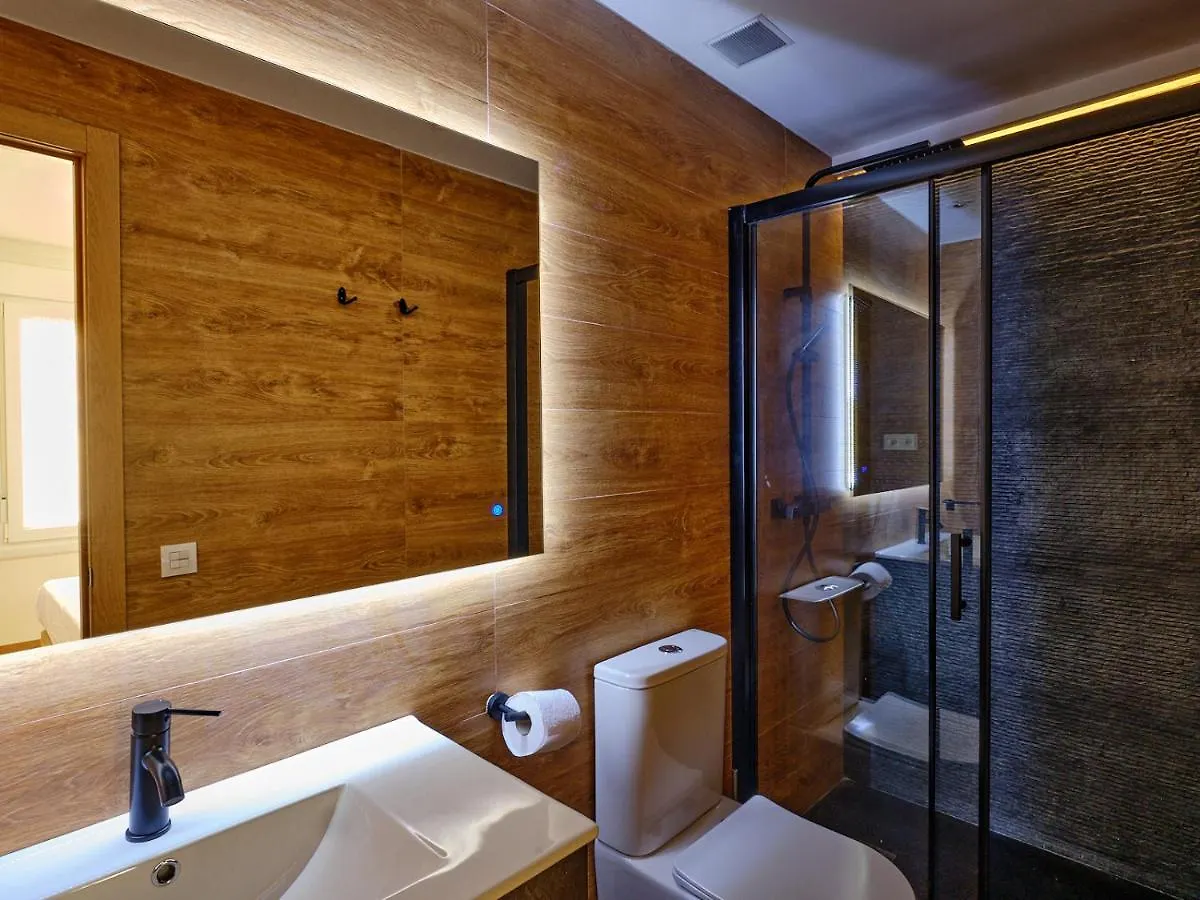 Leo Home- Bright & Centric 3 Bedrooms Apartment With Private Parking Included Malaga 0*,