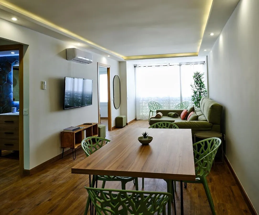 Leo Home- Bright & Centric 3 Bedrooms Apartment With Private Parking Included Malaga 0*,  Spain