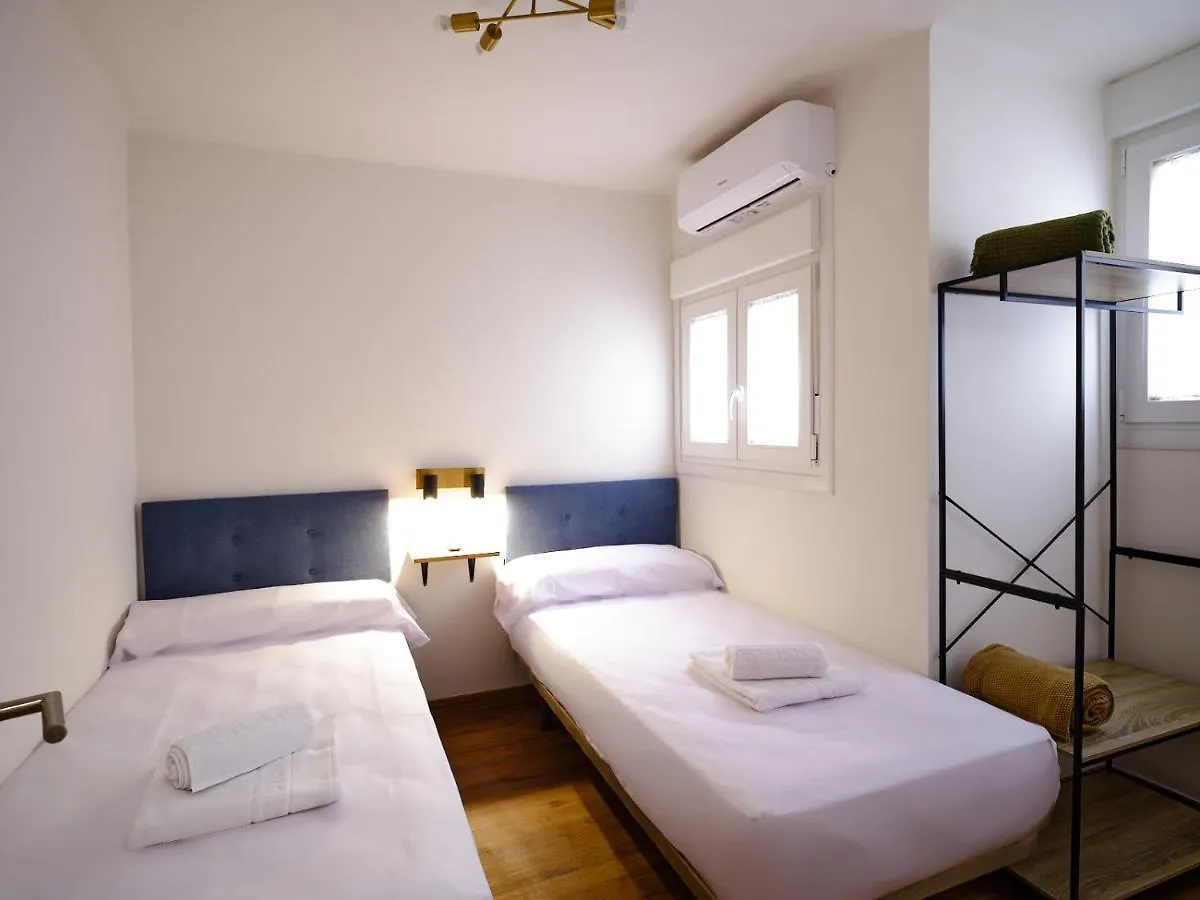 Leo Home- Bright & Centric 3 Bedrooms Apartment With Private Parking Included Málaga