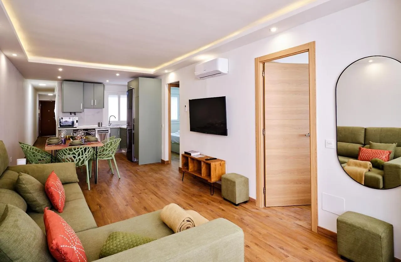 Leo Home- Bright & Centric 3 Bedrooms Apartment With Private Parking Included Málaga